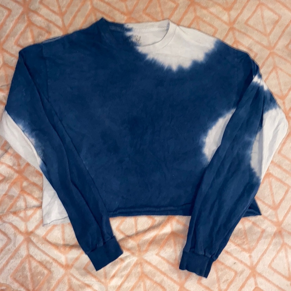 Tie dye cropped long sleeve